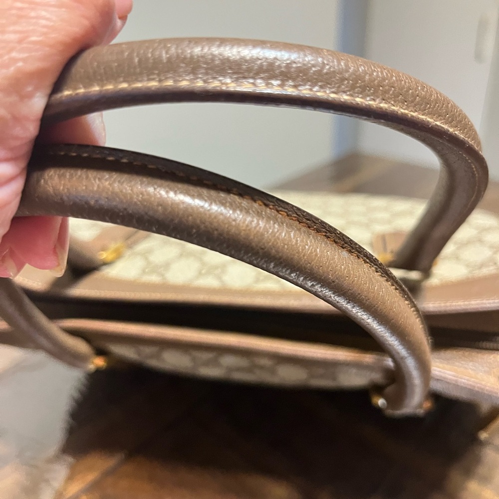 Gucci Vintage Tan and Brown Monogram Satchel - Picture 9 of 16